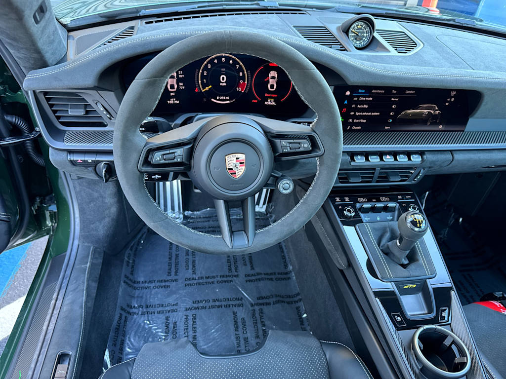 Thumbnail: 2026 Porsche 911 - 10