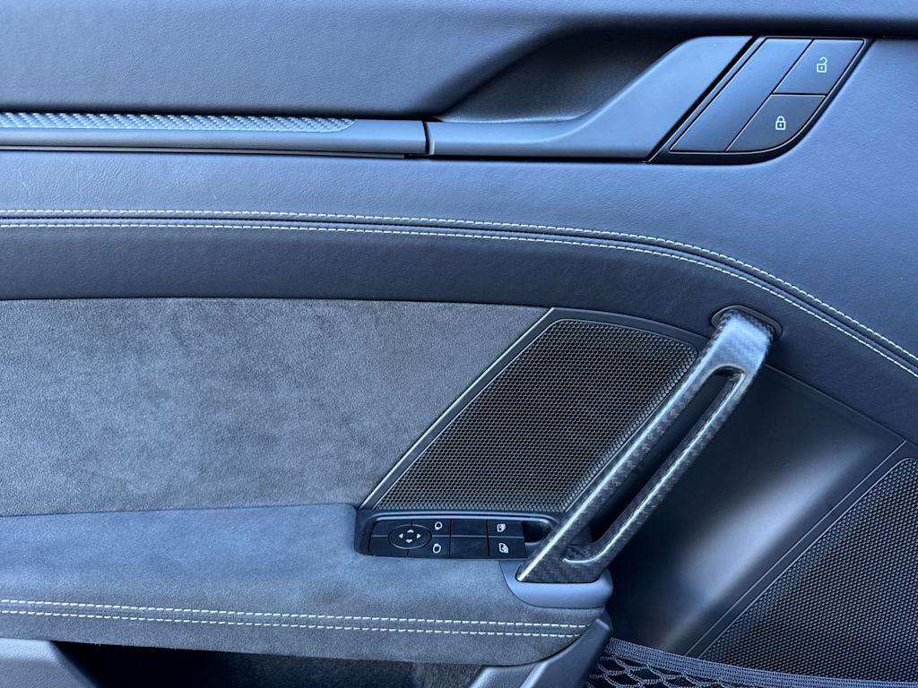 Thumbnail: 2026 Porsche 911 - 20