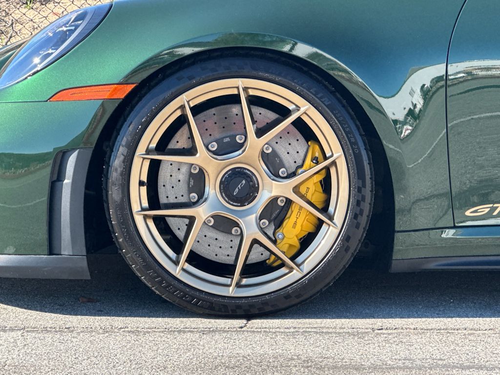 Thumbnail: 2026 Porsche 911 - 7