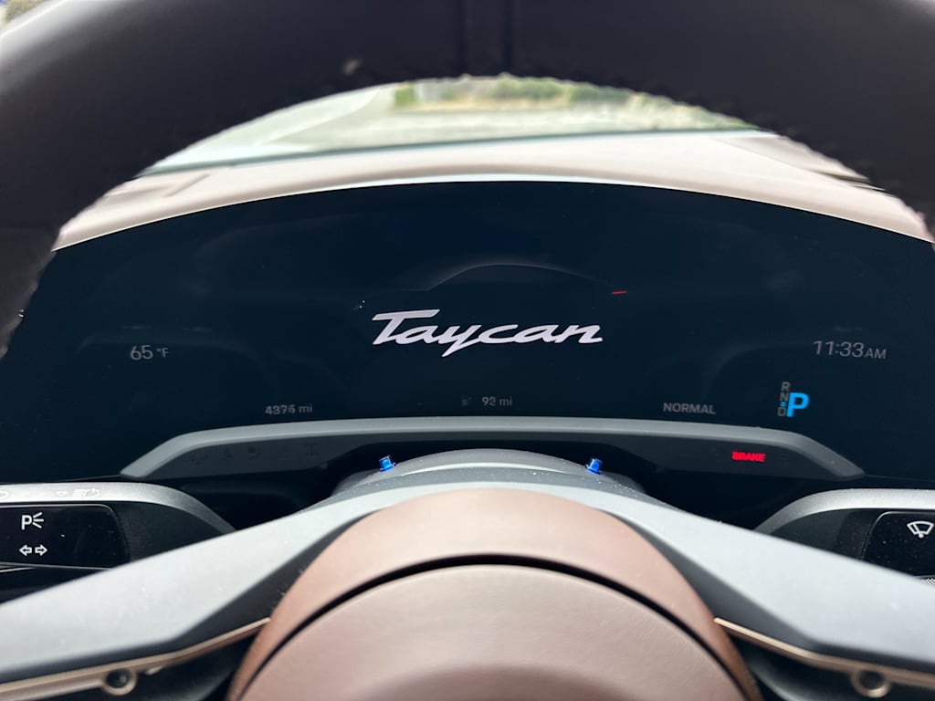 Thumbnail: 2020 Porsche Taycan - 26