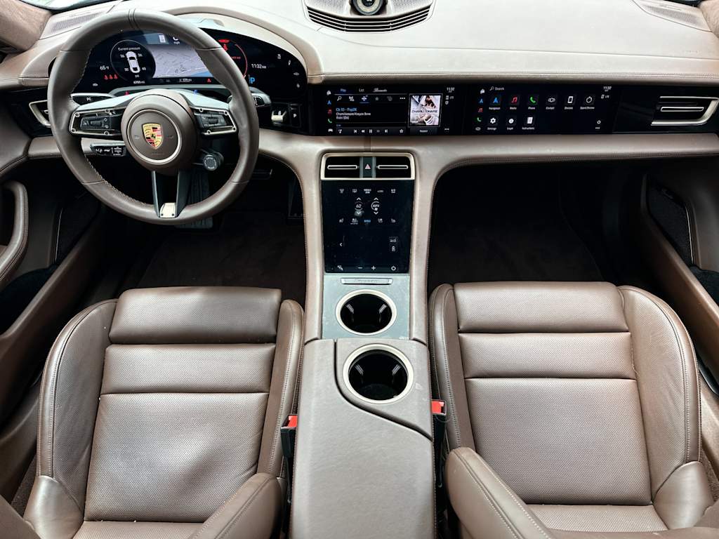 Thumbnail: 2020 Porsche Taycan - 8