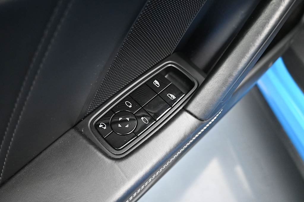 Thumbnail: 2021 Porsche 911 - 5