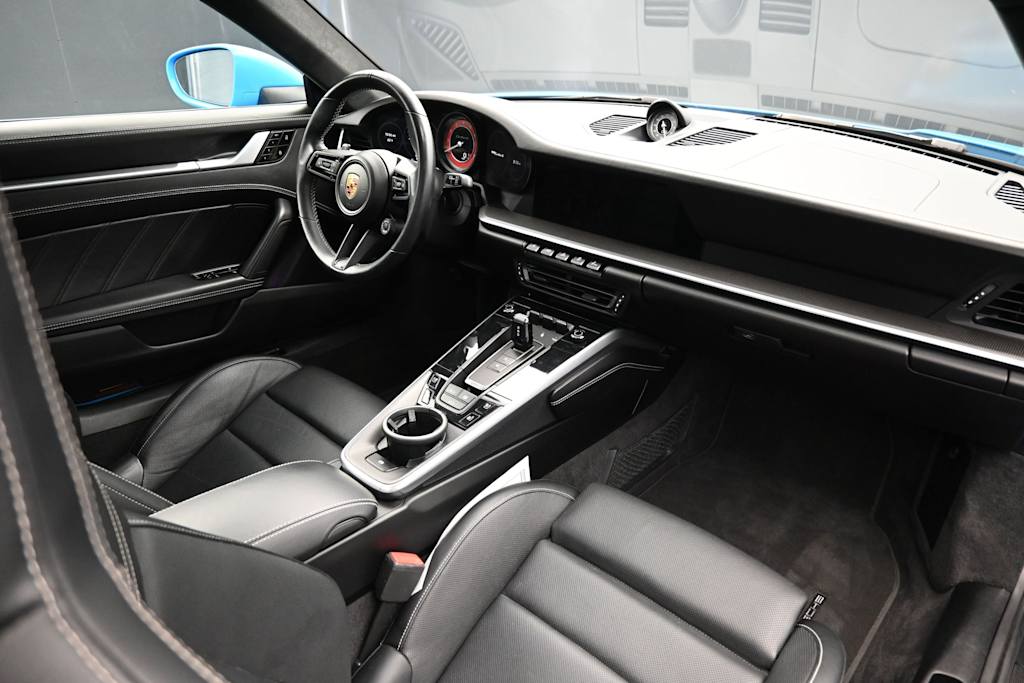 Thumbnail: 2021 Porsche 911 - 24