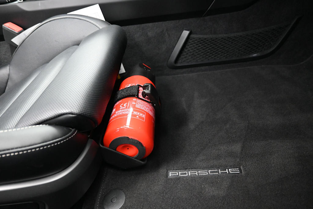 Thumbnail: 2021 Porsche 911 - 25
