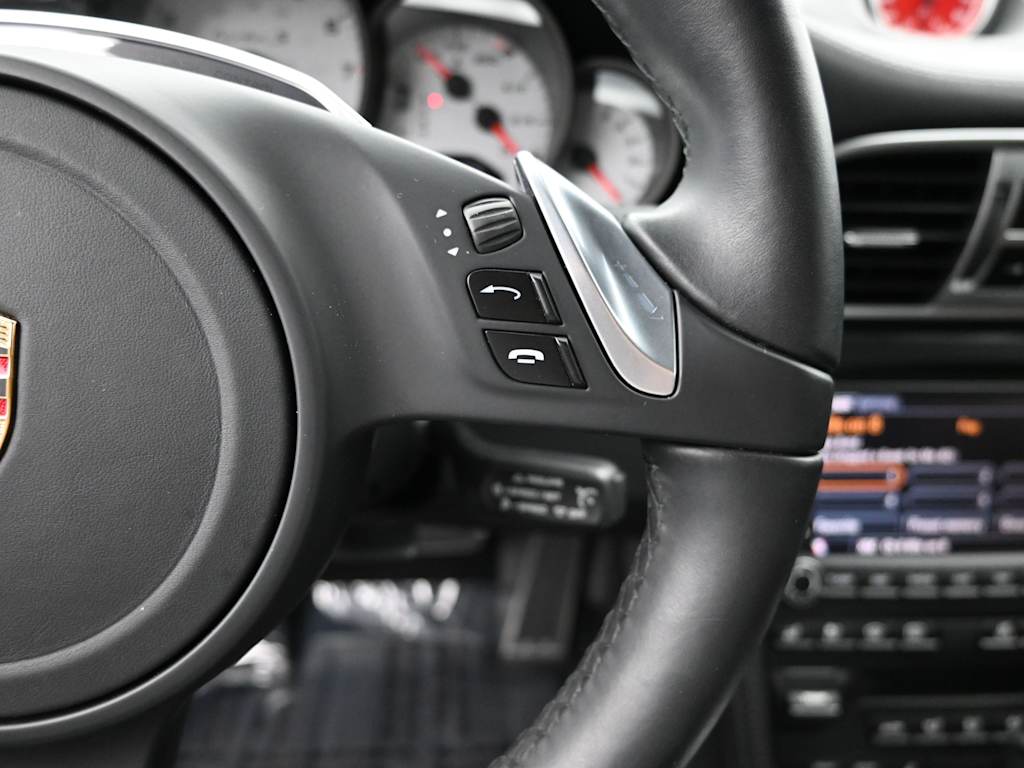 Thumbnail: 2013 Porsche 911 - 20