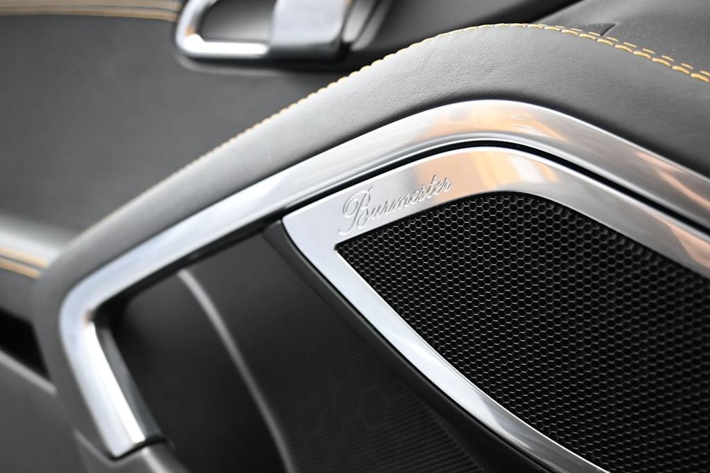 Thumbnail: 2018 Porsche 911 - 24