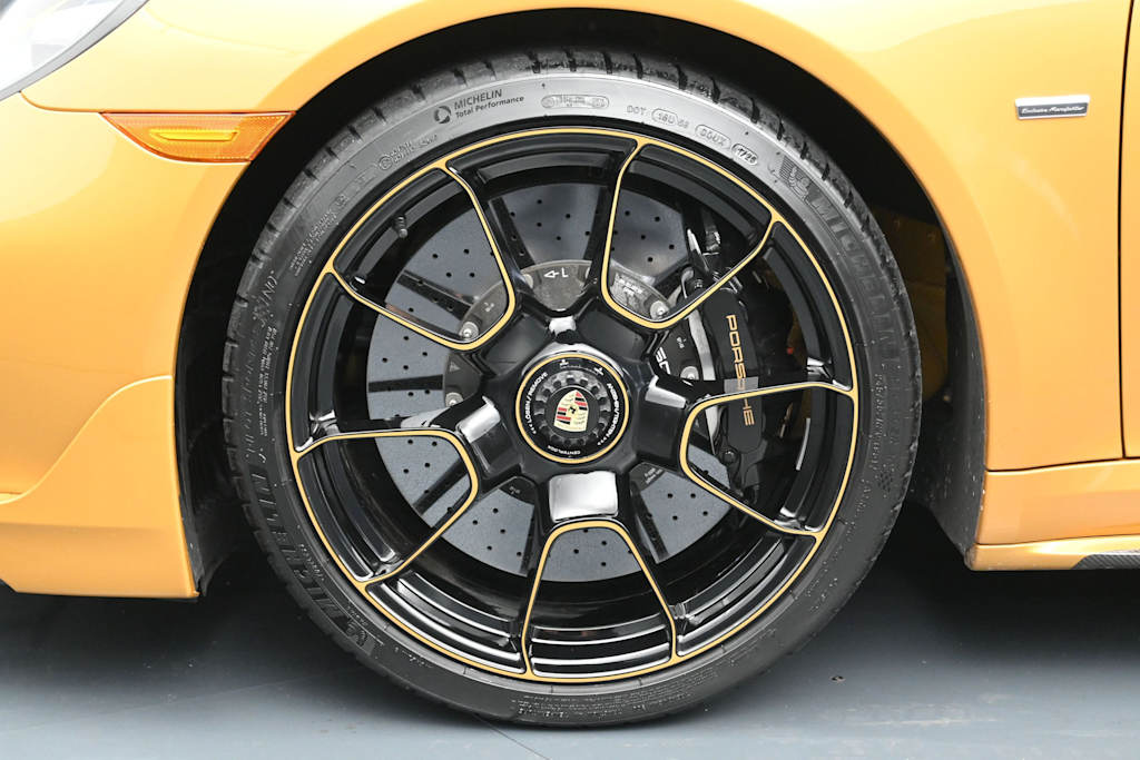 Thumbnail: 2018 Porsche 911 - 7