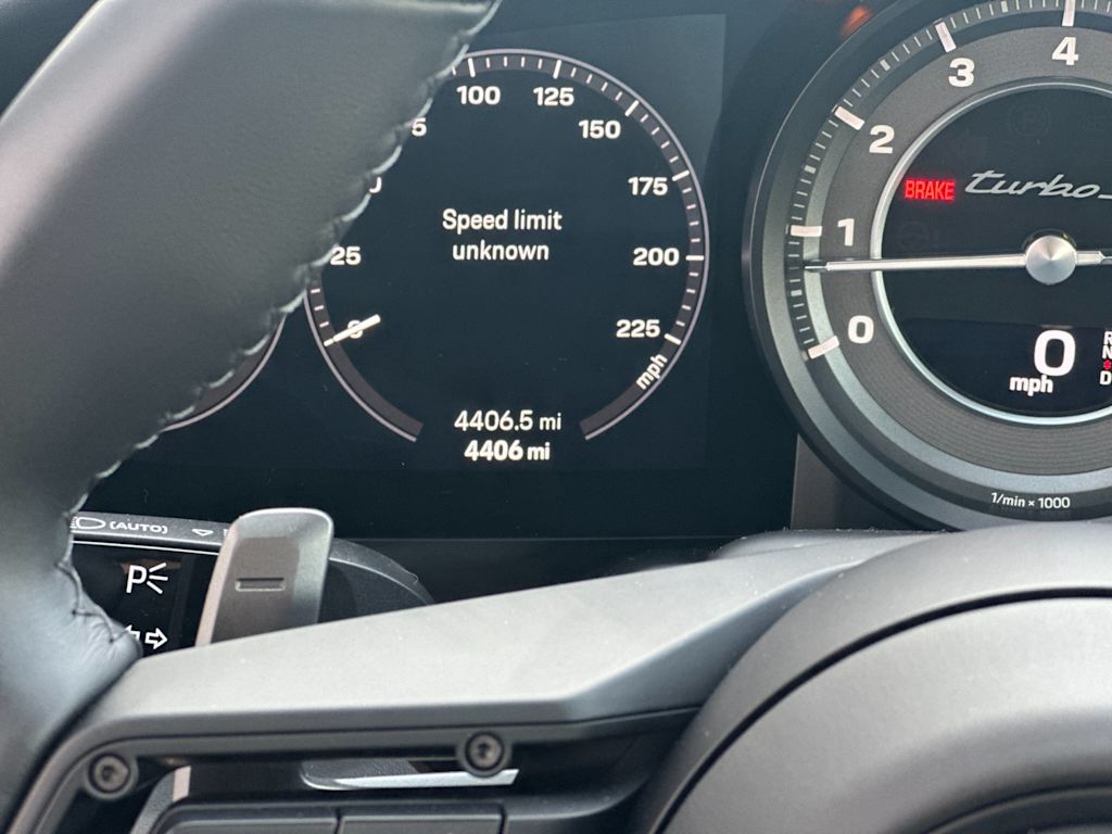 Thumbnail: 2024 Porsche 911 - 29