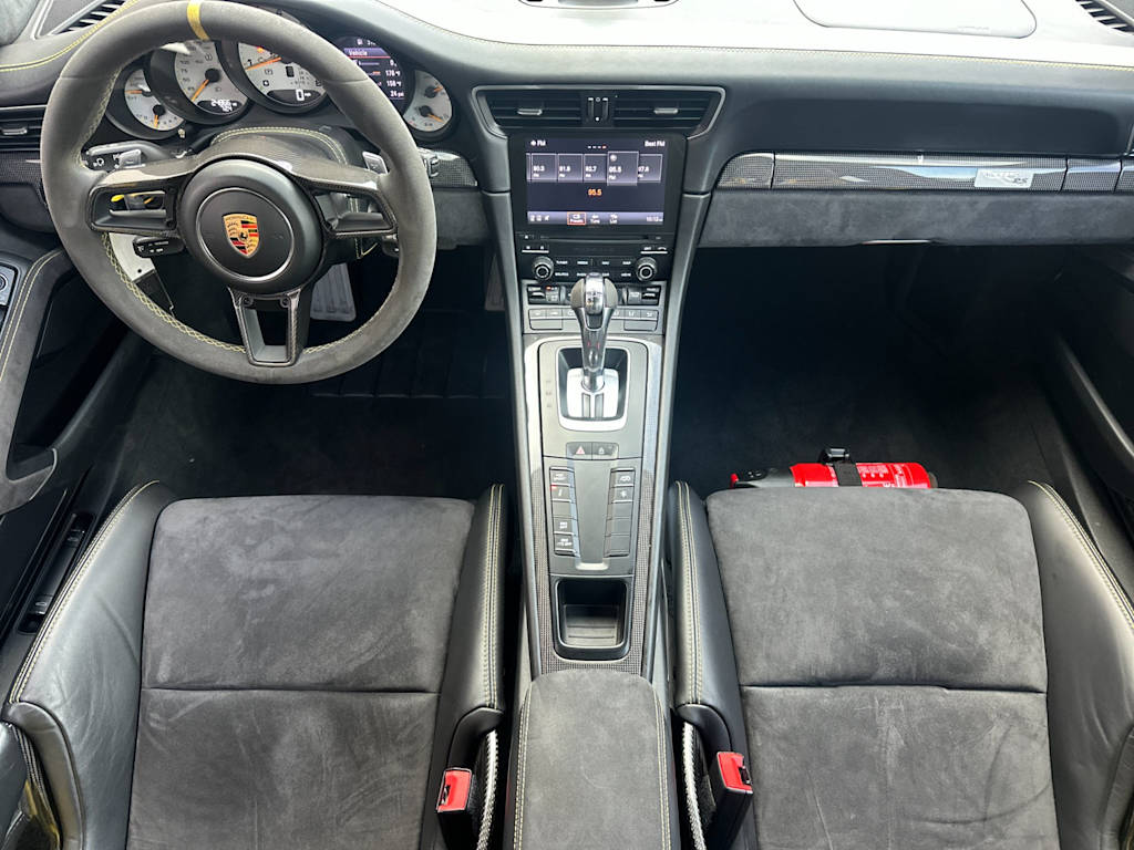 Thumbnail: 2019 Porsche 911 - 2