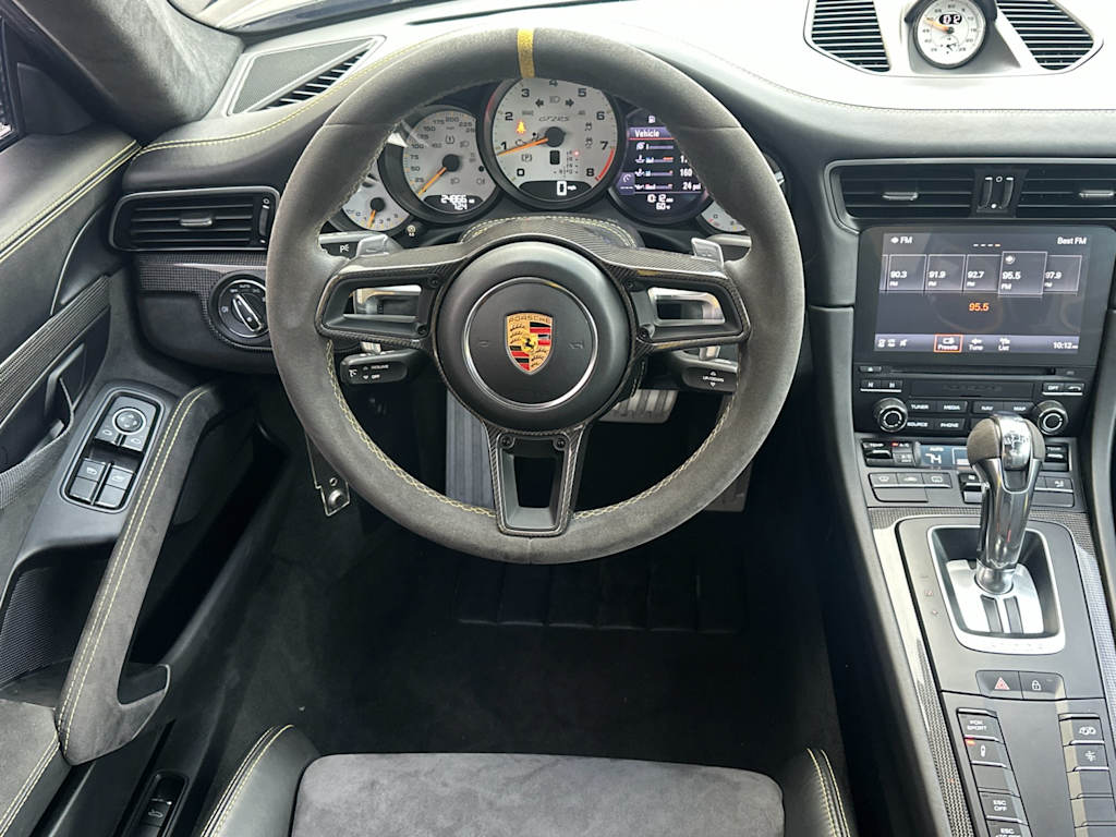 Thumbnail: 2019 Porsche 911 - 8