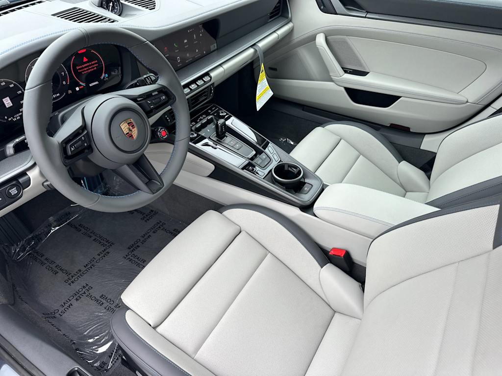 Thumbnail: 2025 Porsche 911 - 2
