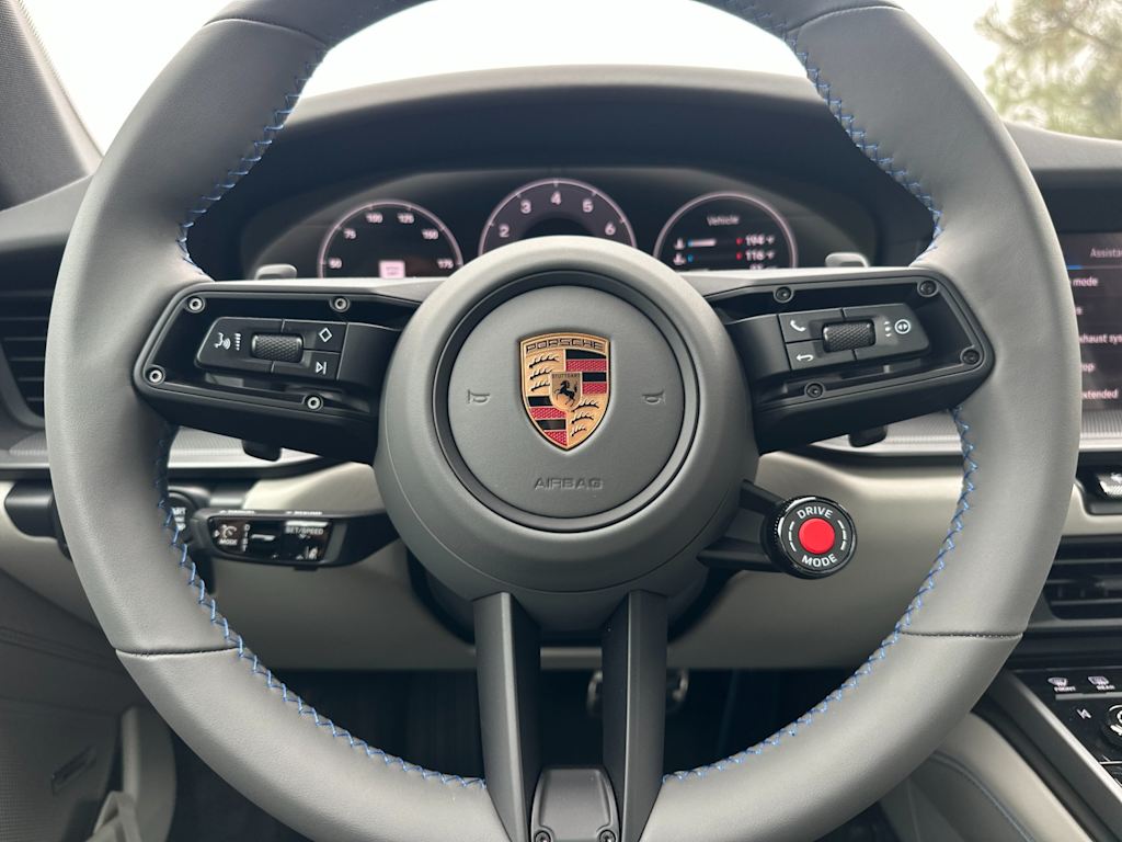 Thumbnail: 2025 Porsche 911 - 9