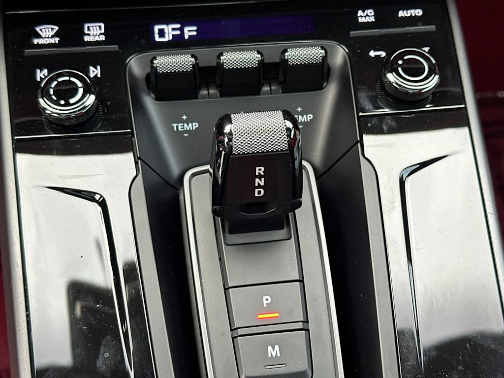 Thumbnail: 2026 Porsche 911 - 15