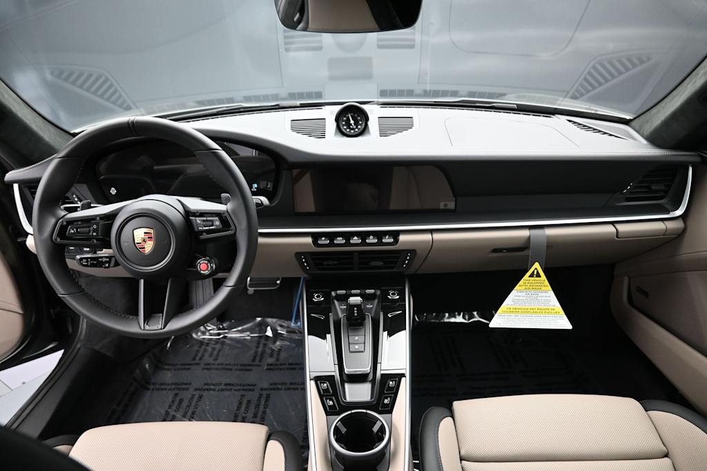 Thumbnail: 2026 Porsche 911 - 7