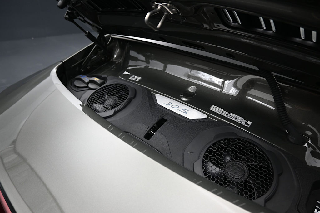 Thumbnail: 2026 Porsche 911 - 5