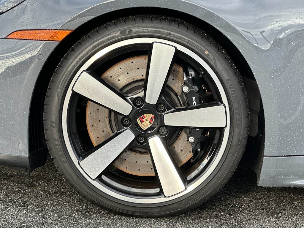Thumbnail: 2026 Porsche 911 - 7