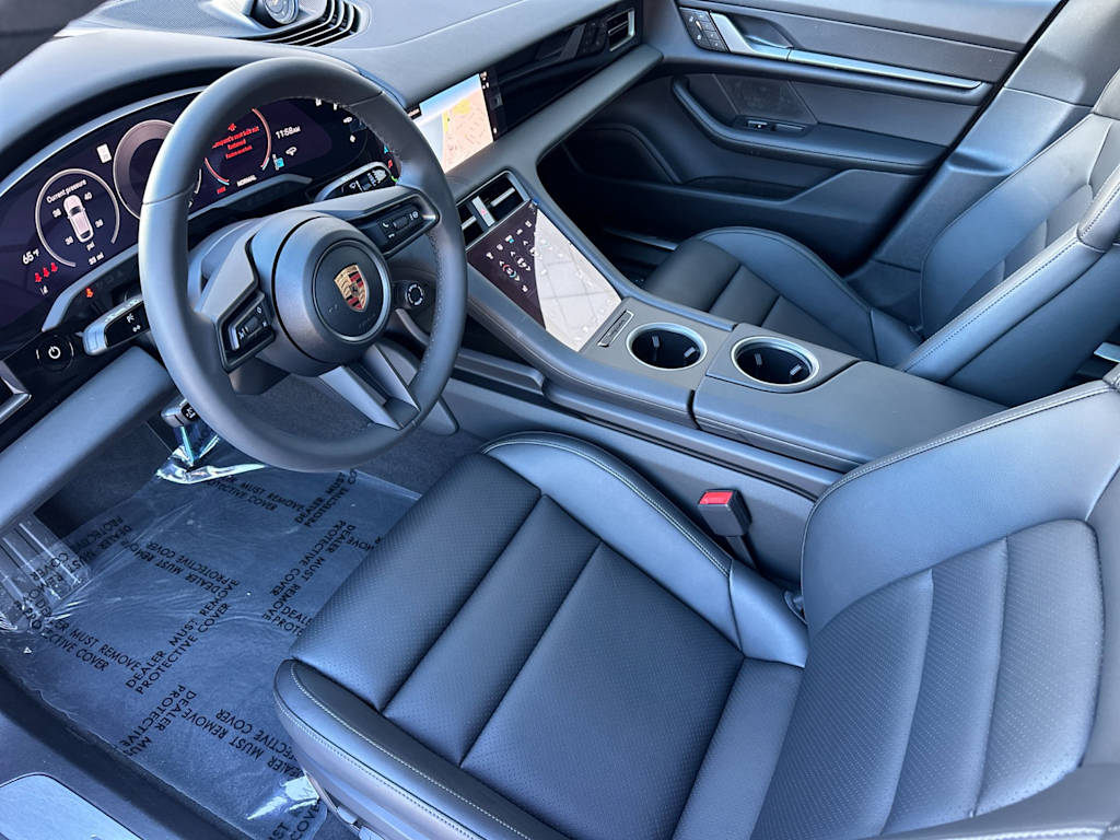 Thumbnail: 2025 Porsche Taycan - 10