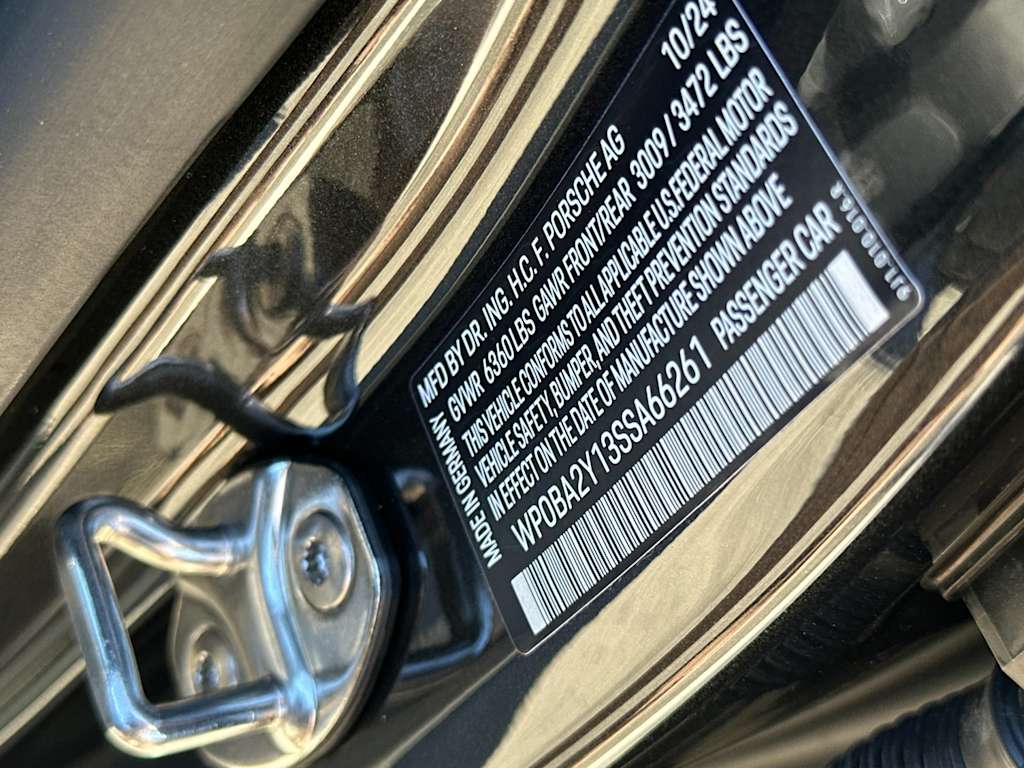 Thumbnail: 2025 Porsche Taycan - 27