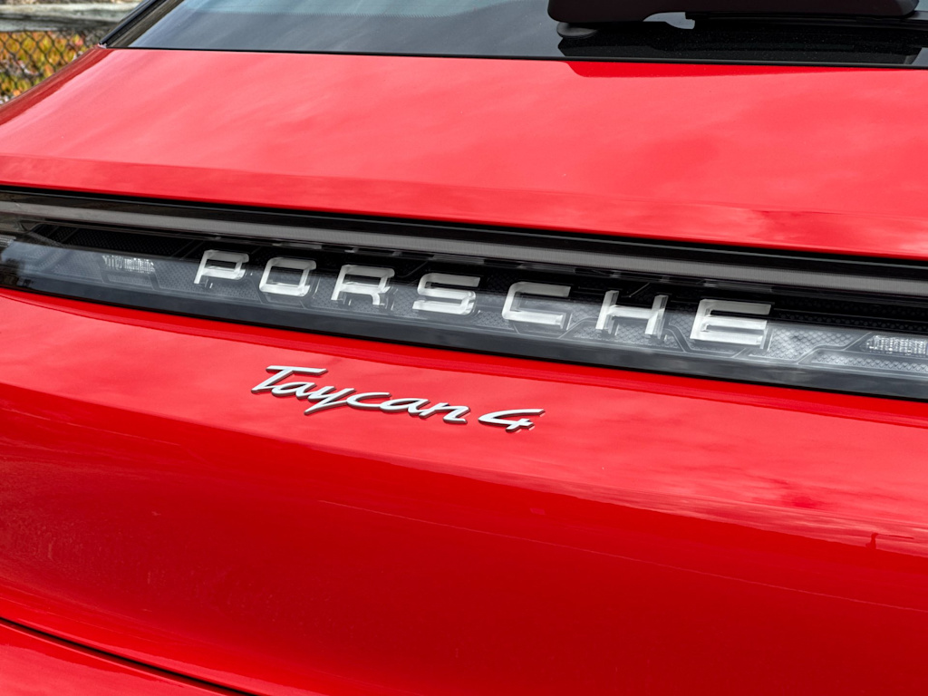 Thumbnail: 2025 Porsche Taycan - 7