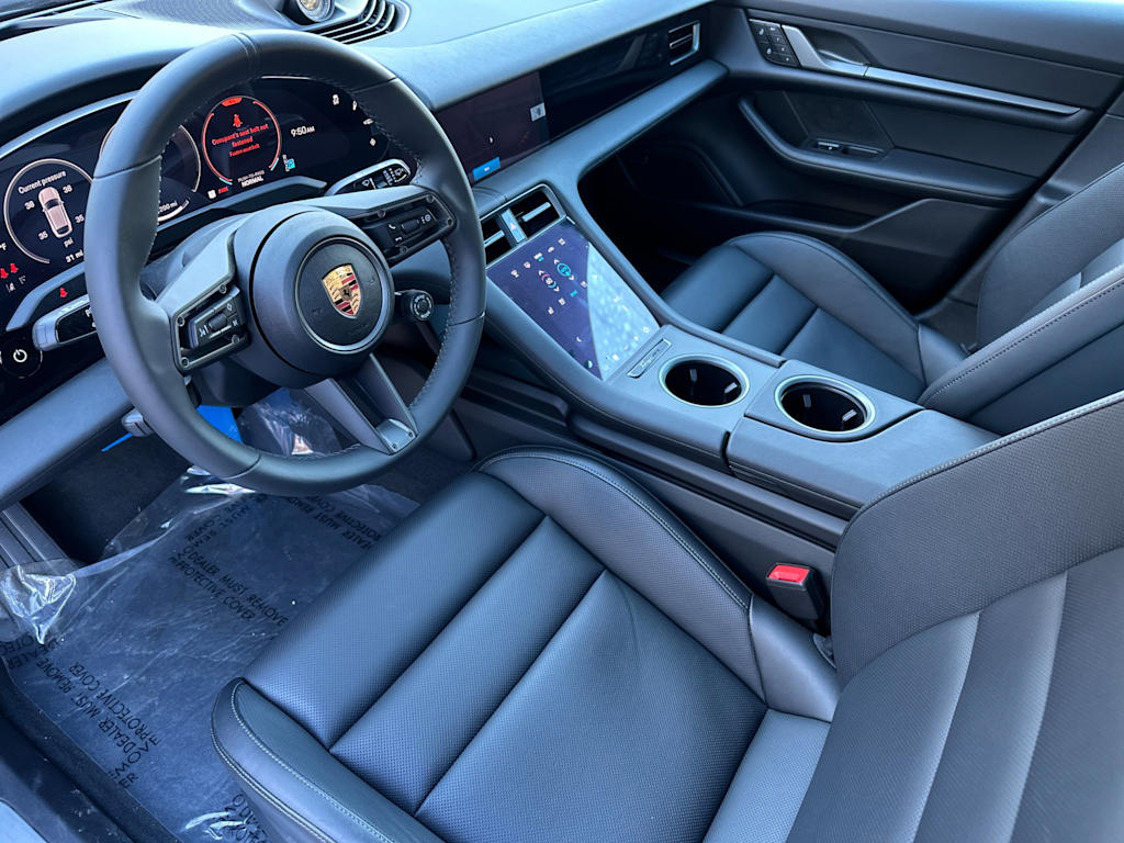 Thumbnail: 2025 Porsche Taycan - 2