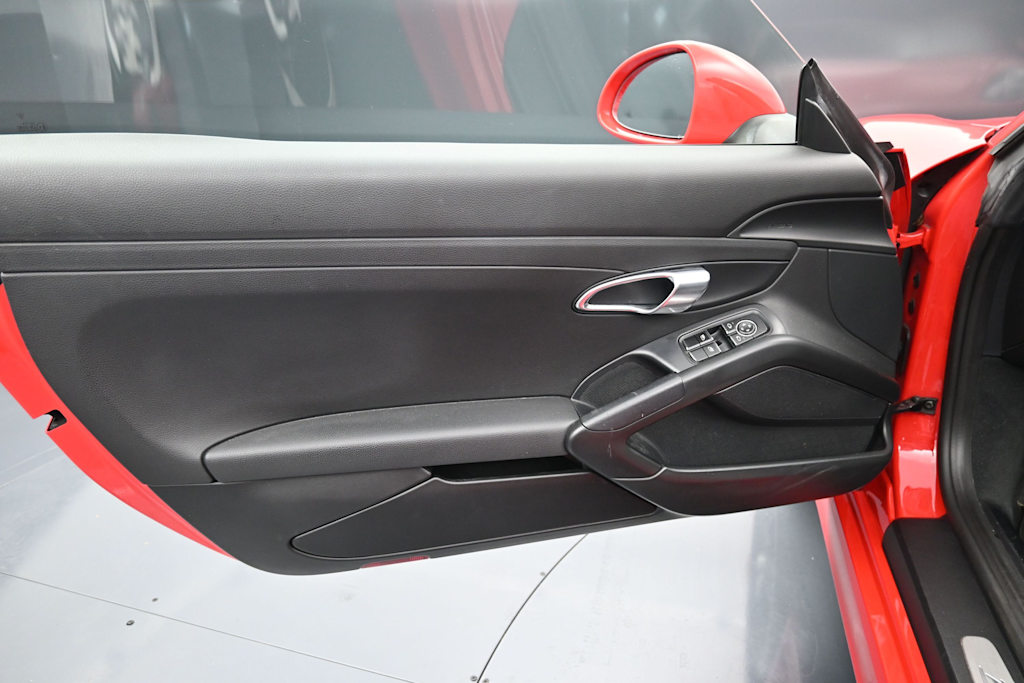 Thumbnail: 2014 Porsche Boxster - 16