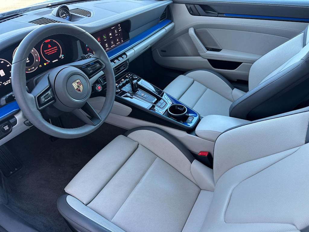 Thumbnail: 2025 Porsche 911 - 2