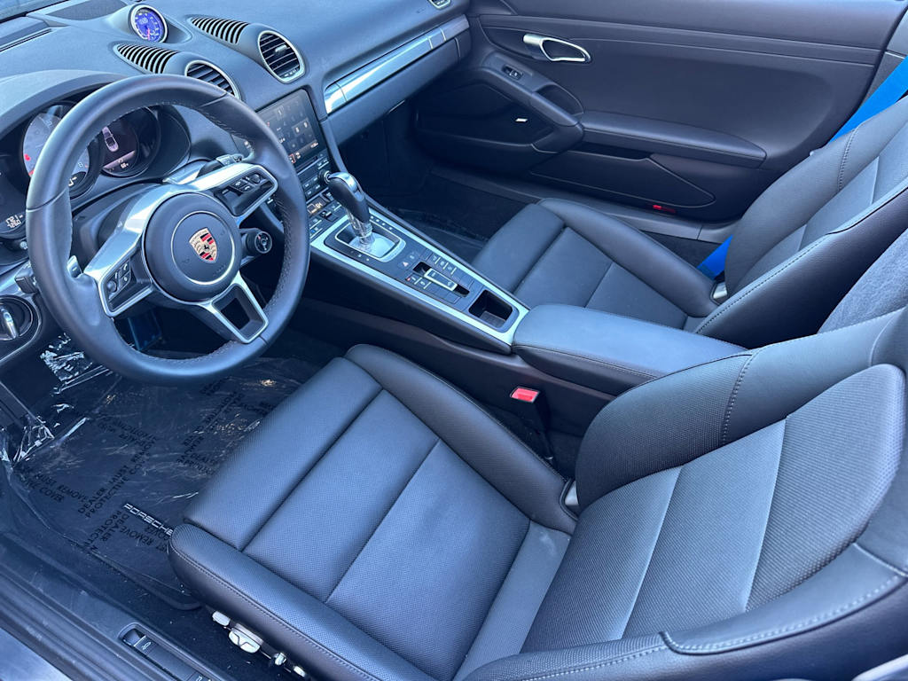 Thumbnail: 2024 Porsche 718 Boxster - 9