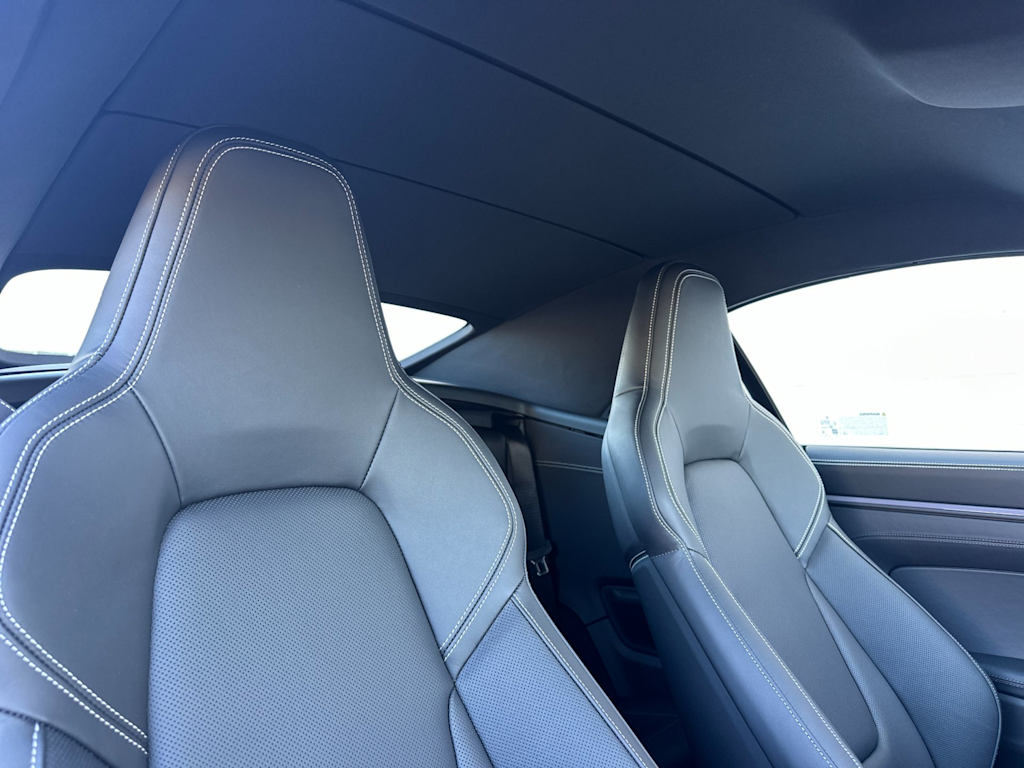 Thumbnail: 2026 Porsche 911 - 26