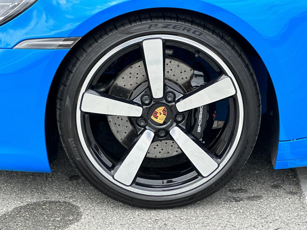 Thumbnail: 2023 Porsche 911 - 6