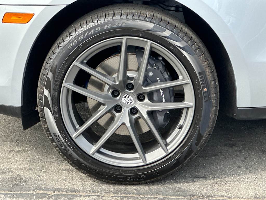 Thumbnail: 2025 Porsche Macan - 7