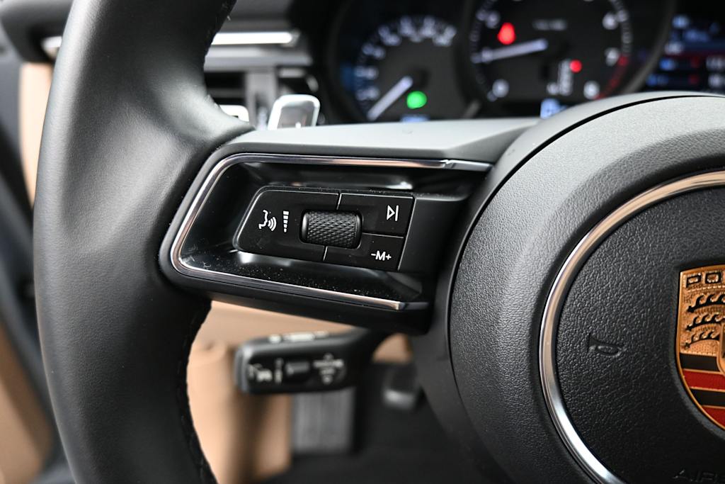 Thumbnail: 2025 Porsche Macan - 19