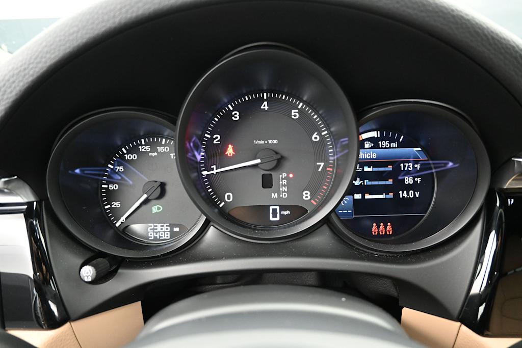 Thumbnail: 2025 Porsche Macan - 14