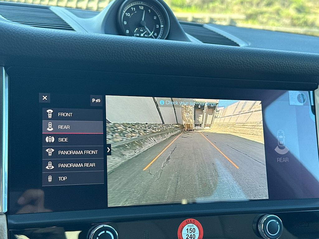 Thumbnail: 2026 Porsche Macan - 26