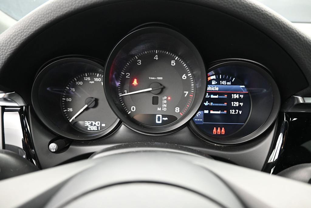 Thumbnail: 2024 Porsche Macan - 15