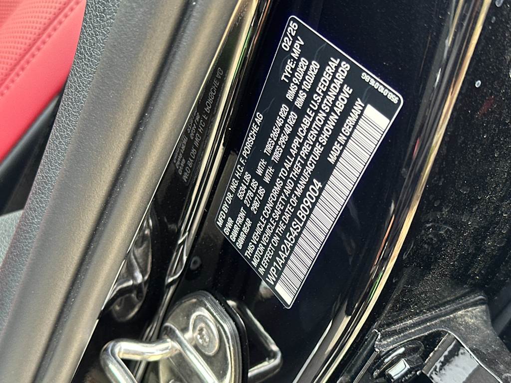 Thumbnail: 2025 Porsche Macan - 26