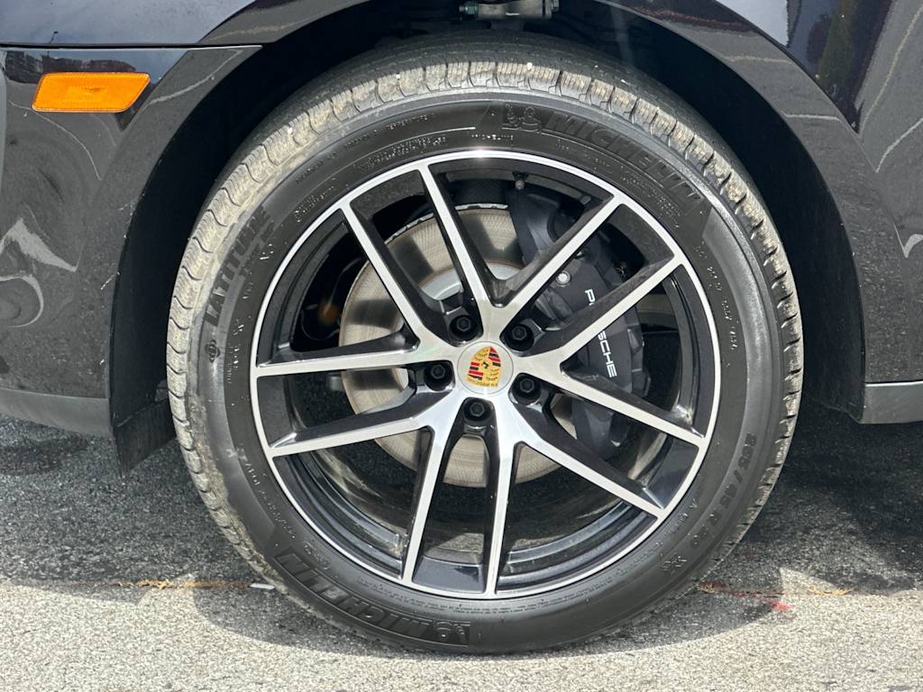 Thumbnail: 2025 Porsche Macan - 8