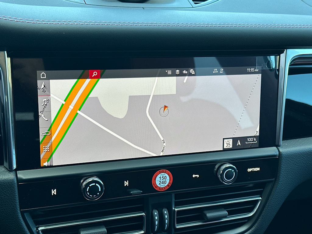 Thumbnail: 2025 Porsche Macan - 24