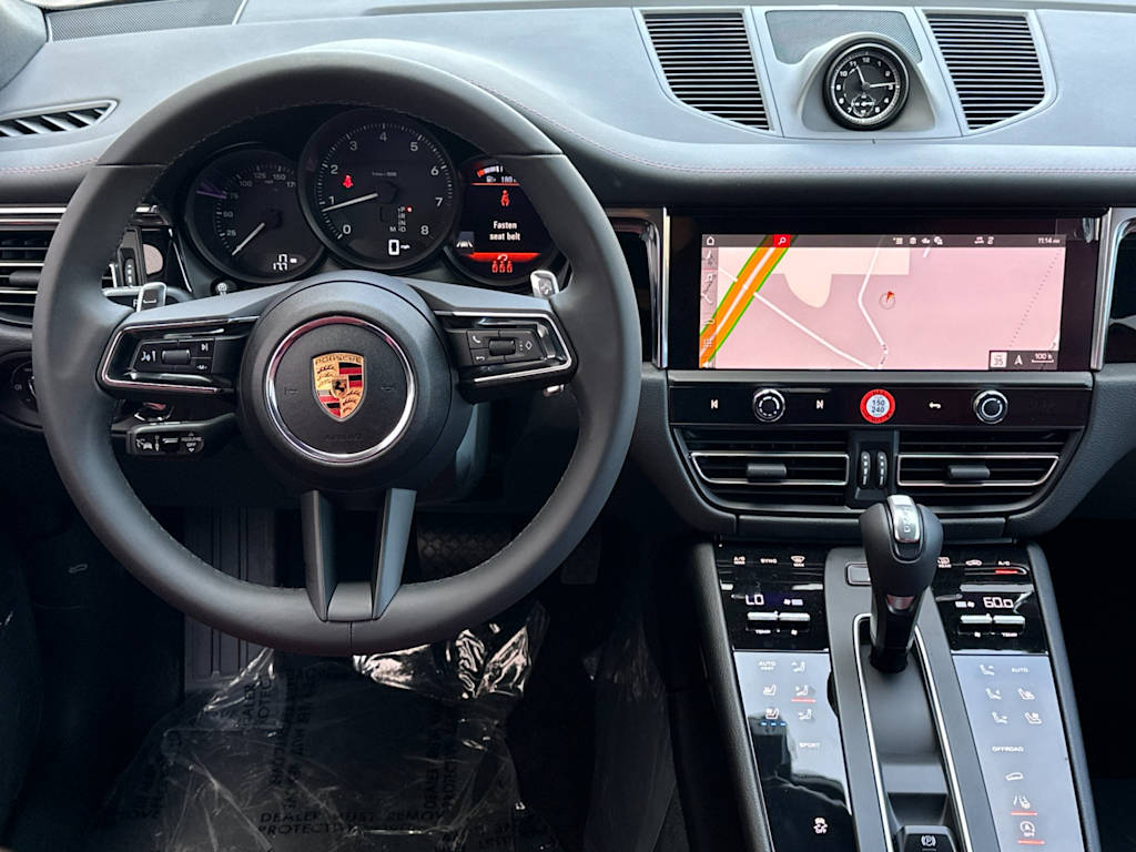 Thumbnail: 2025 Porsche Macan - 9