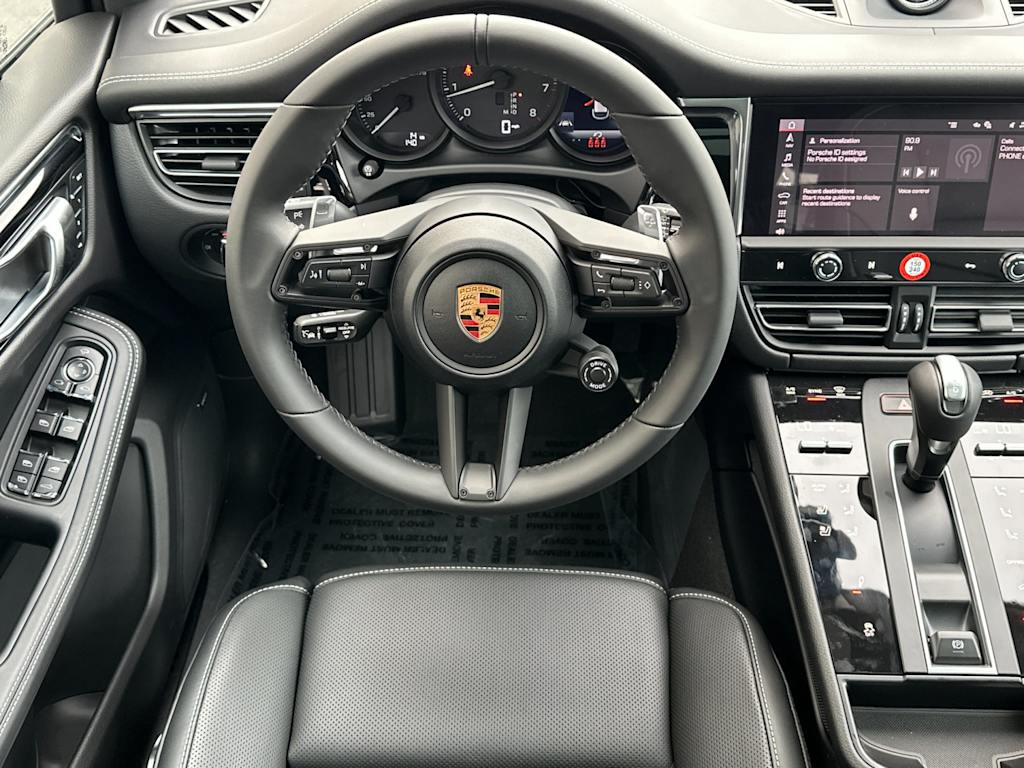 Thumbnail: 2026 Porsche Macan - 9