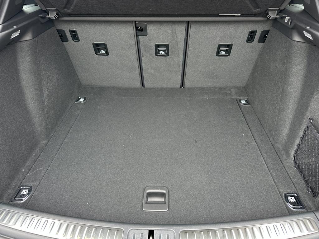 Thumbnail: 2025 Porsche Macan - 17