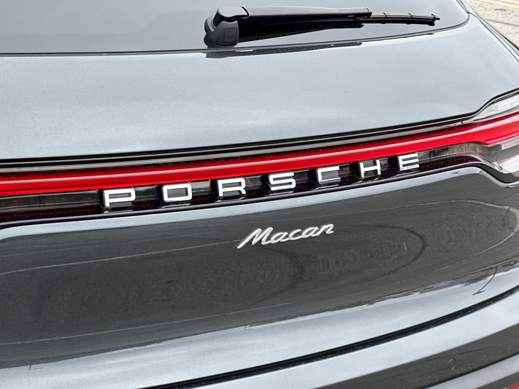 Thumbnail: 2025 Porsche Macan - 7