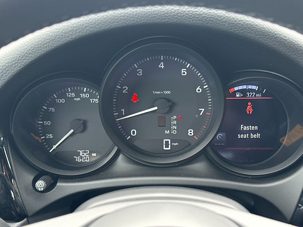 Thumbnail: 2025 Porsche Macan - 16