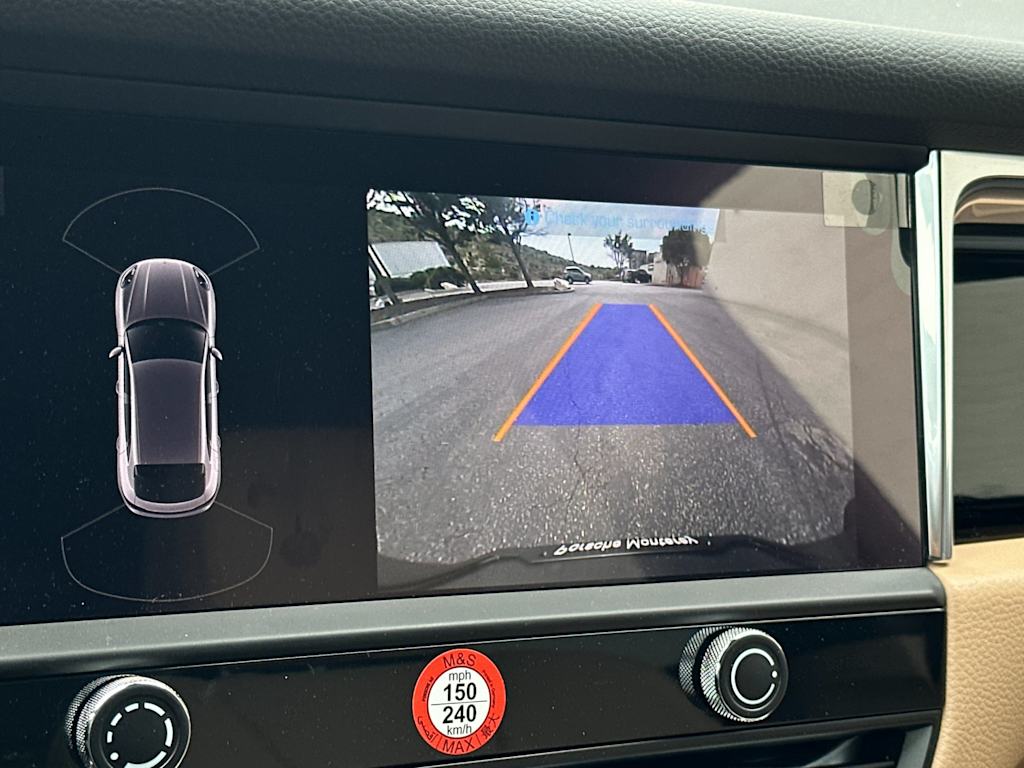 Thumbnail: 2025 Porsche Macan - 26