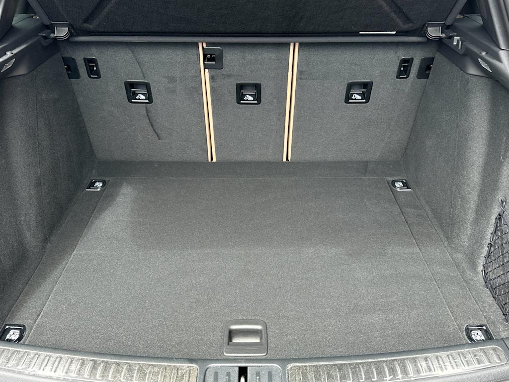 Thumbnail: 2025 Porsche Macan - 17