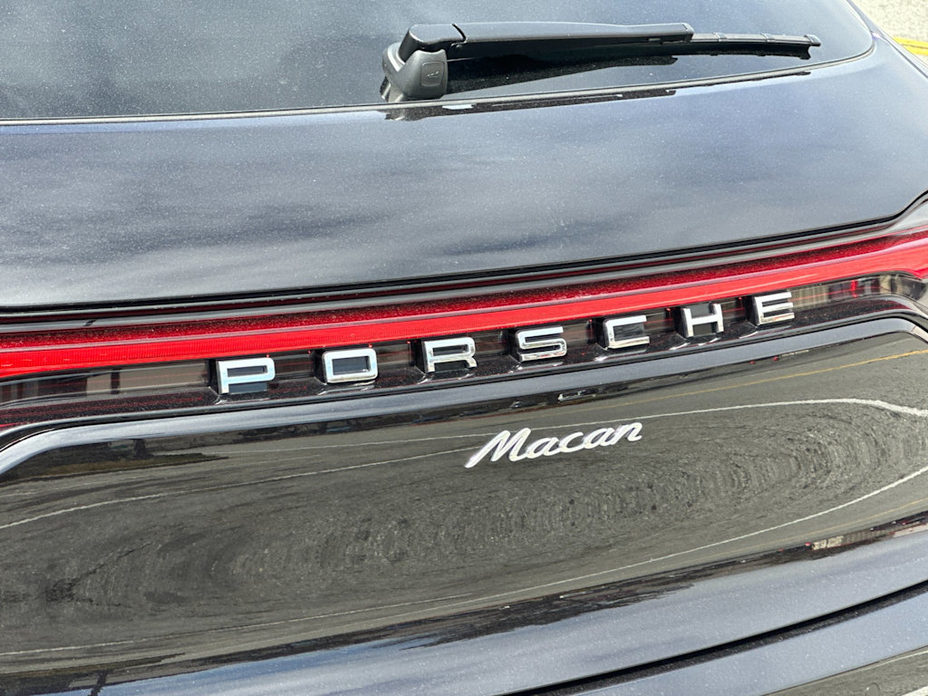 Thumbnail: 2025 Porsche Macan - 7