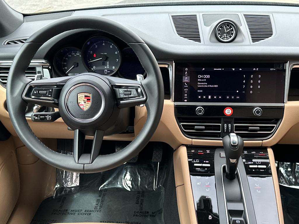 Thumbnail: 2025 Porsche Macan - 9