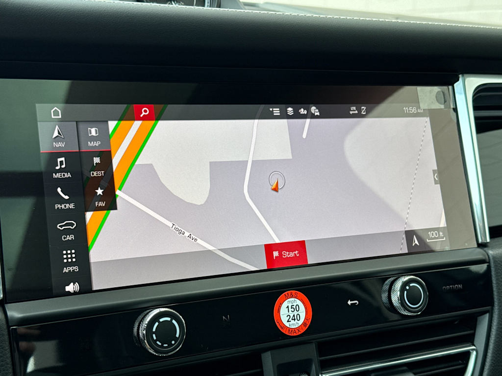 Thumbnail: 2026 Porsche Macan - 25