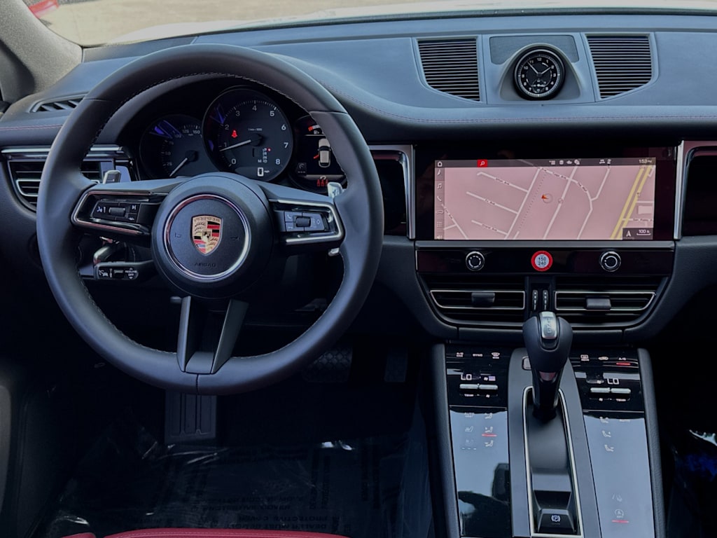 Thumbnail: 2024 Porsche Macan - 9