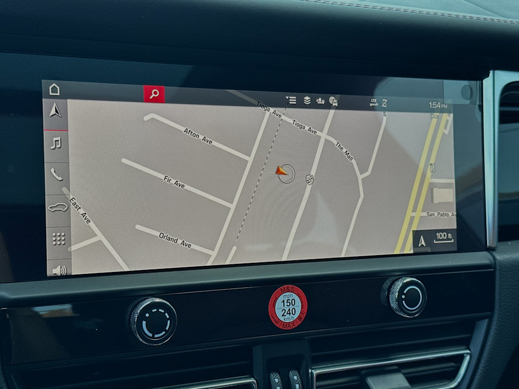 Thumbnail: 2024 Porsche Macan - 25