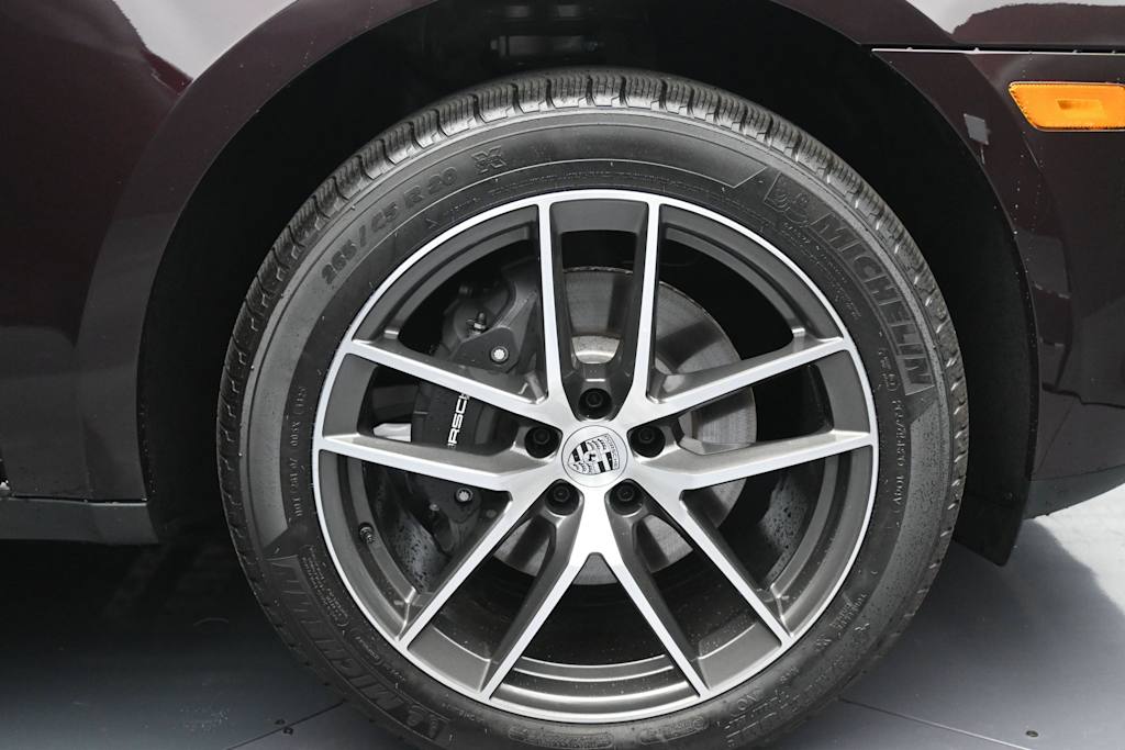 Thumbnail: 2026 Porsche Macan - 6